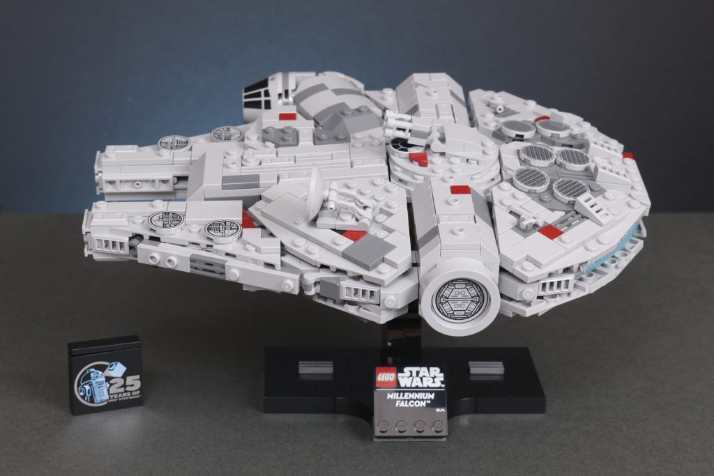 LEGO Star Wars 75375 Millennium Falcon review 1 1024x683