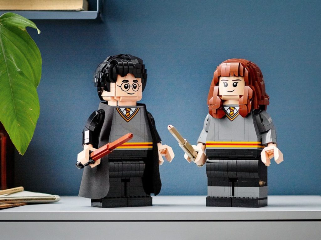 LEGO Harry Potter 76393 Harry Potter Hermione Granger 1024x768