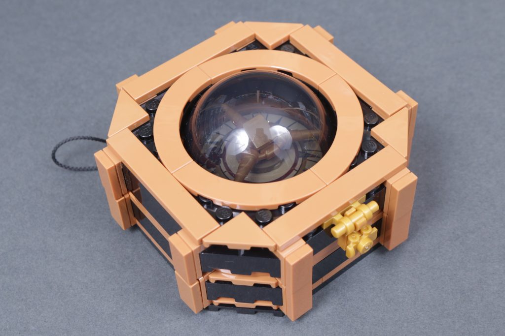 LEGO Icons Captain Jacks Sparrows Compass GWP review 3 1024x683