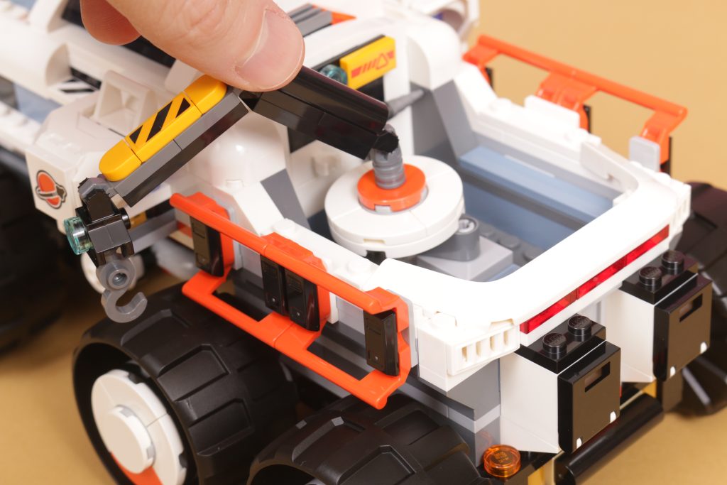 LEGO City 60432 Command Rover and Crane Loader review 31i 1024x683
