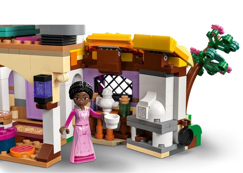 LEGO Disney 43231 Ashas Cottage 3