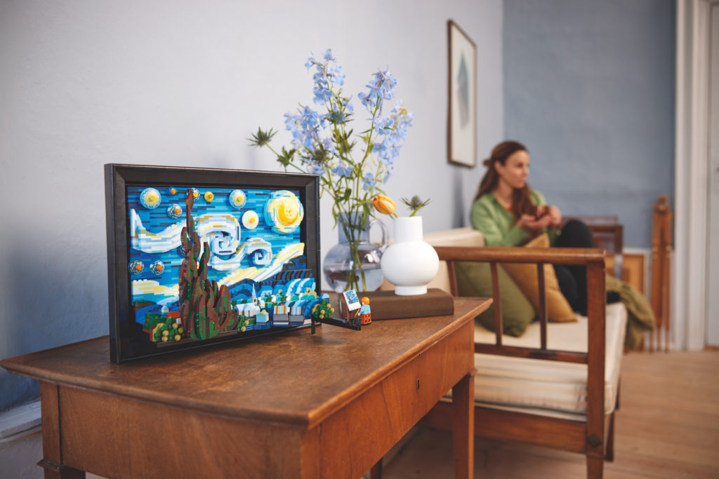 LEGO Ideas 21333 The Starry Night 26 1024x683