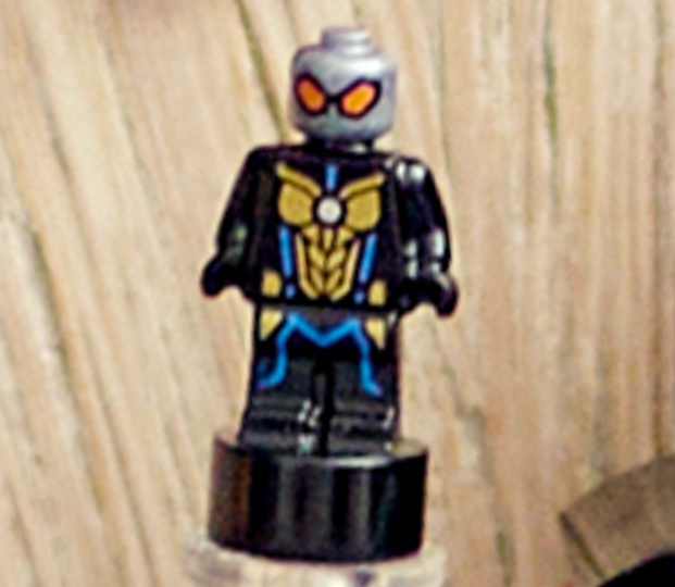 LEGO Marvel 76256 Ant Man Construction Figure wasp microfigure