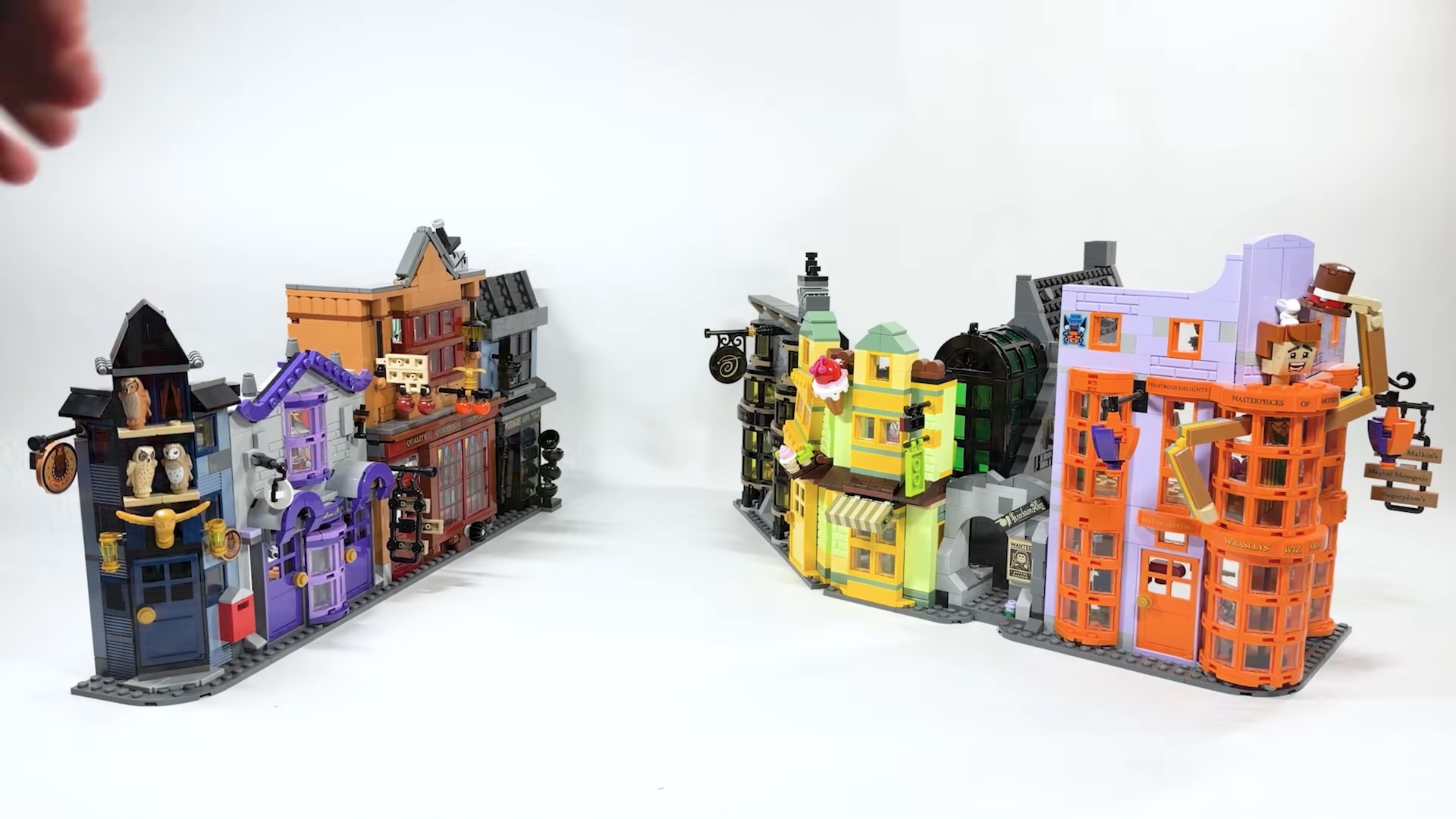 ASHNFLASH LEGO Harry Potter Diagon Alley arrangement June 2026-4